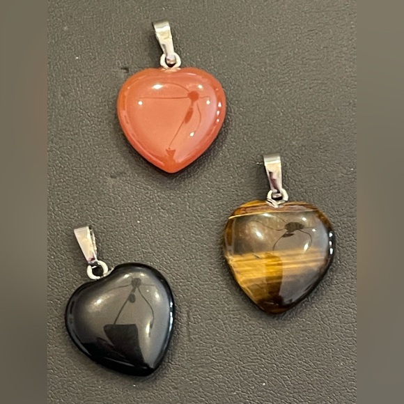 3 heart semi precious stones carnelian , Tigers eye Onyx each has a bail pendant - Picture 5 of 7